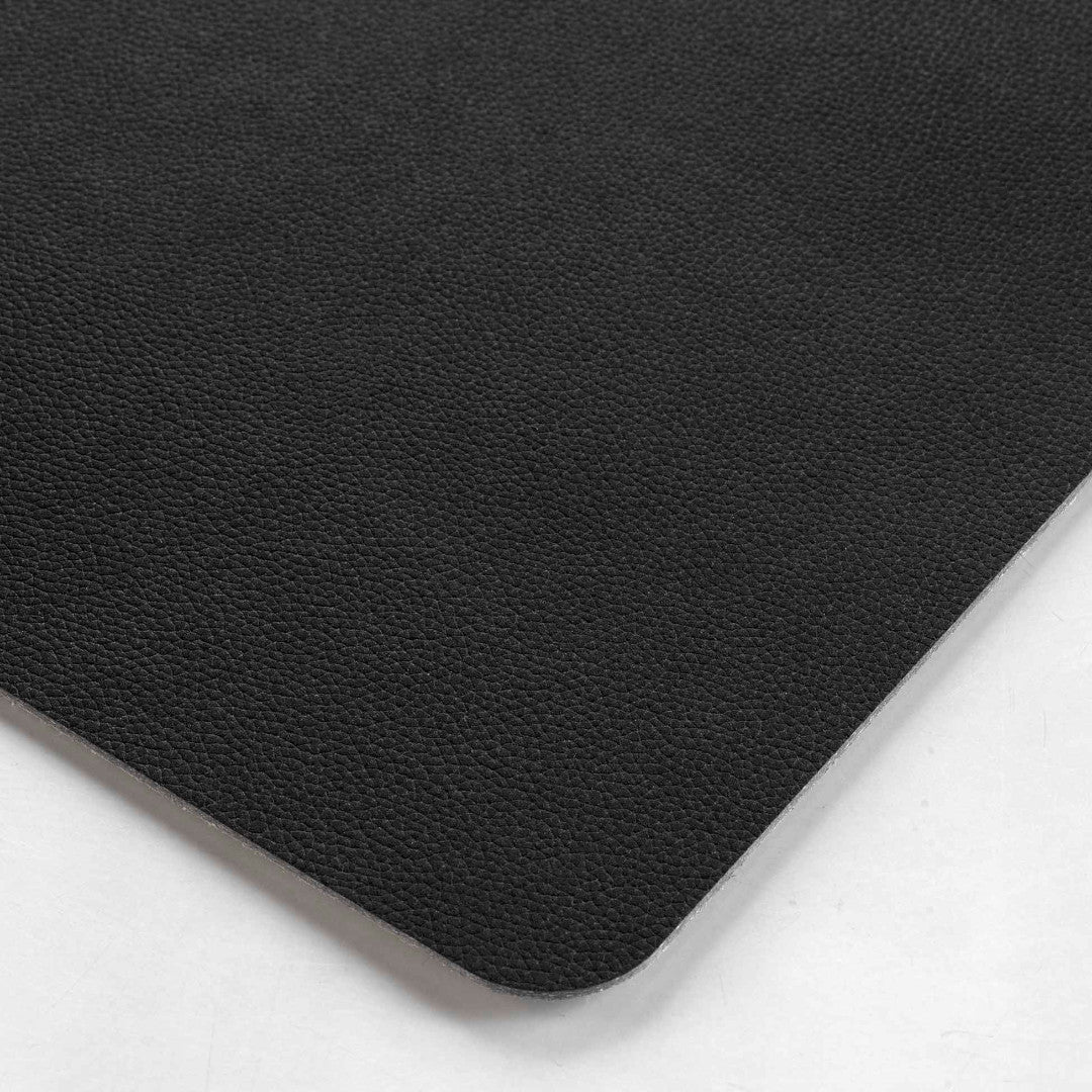 Bergame Schwarz - Tischset aus Kunstleder 30 x 43 cm, wendbar, Nahaufnahme