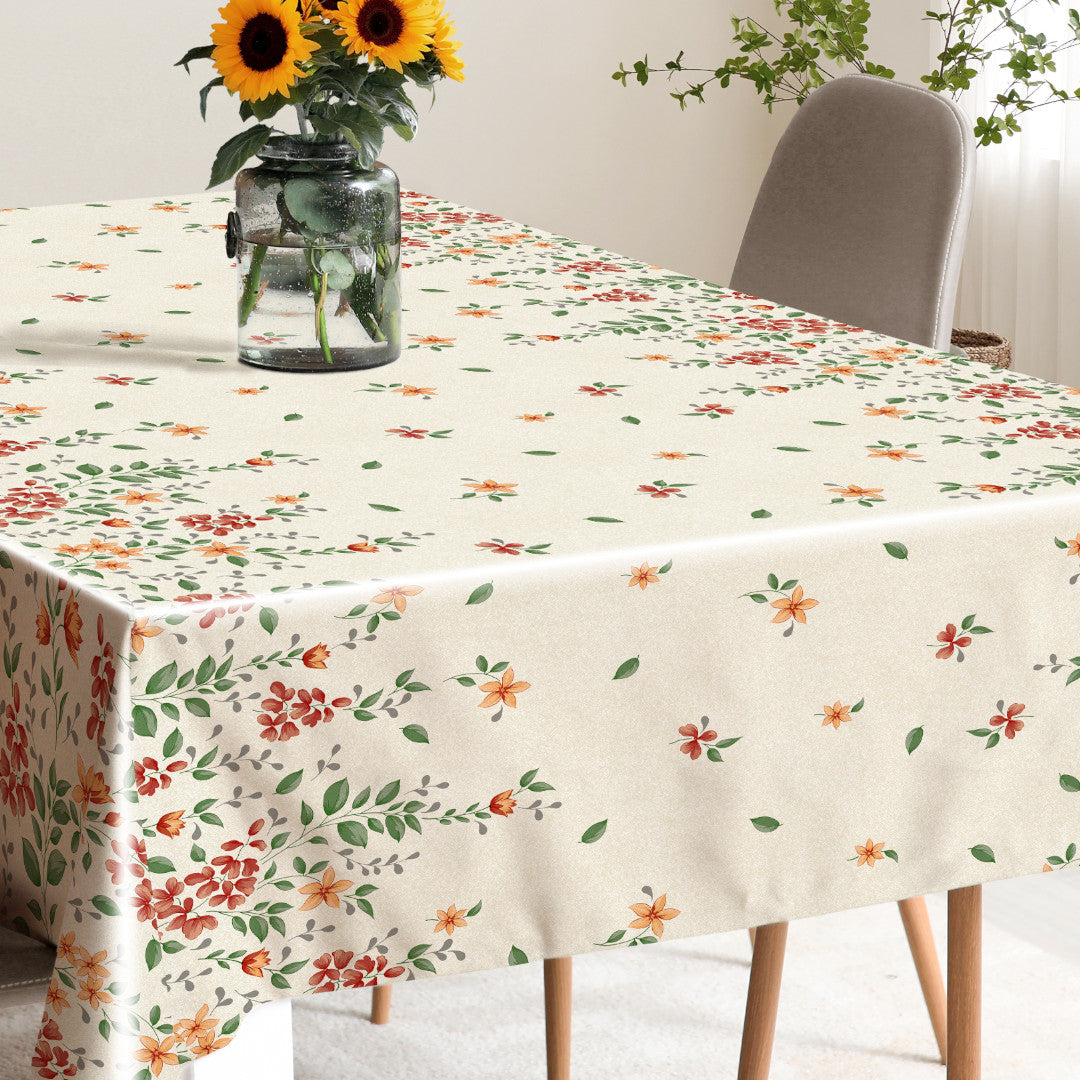 Flora Sand – Geprägte Wachstuch Tischdecke mit Blumenbordüre, Ambiente 1