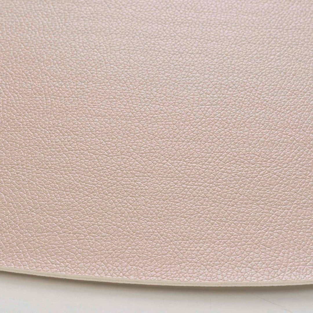 Galita Cream - Tischset aus Kunstleder 37 x 45 cm, wendbar, Nahaufnahme