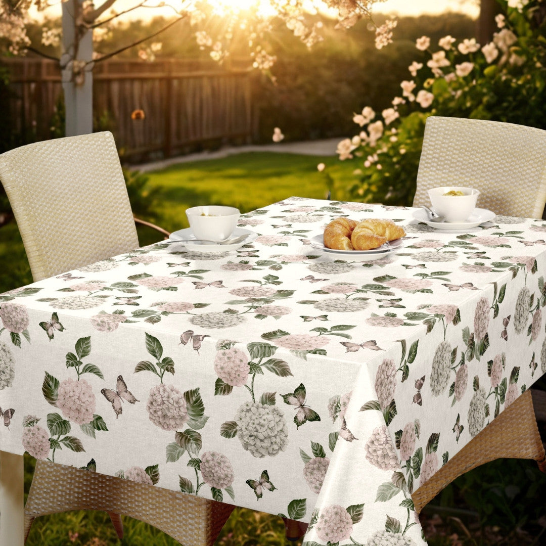 Nordfavn Hortensia Have - Wachstuch Tischdecke mit Schmetterlingen, Gartenambiente