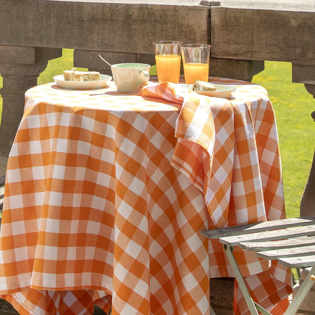 WOW Spring Apricot – Karierte Baumwolltischdecke 150 x 250 cm, runder Tisch
