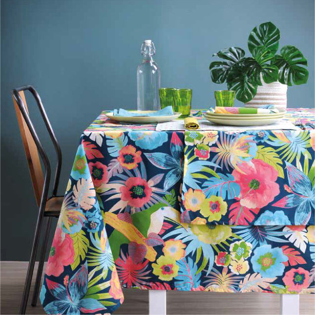 Araca Celadon – Abwaschbare Tischdecke mit großen, schönen Blumen – 155 cm breit