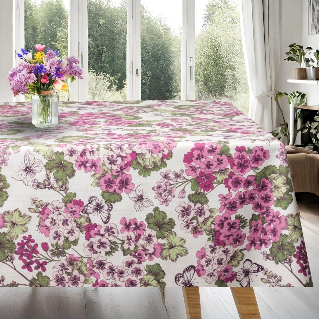 Geranium - Abwaschbare Tischdecke mit schönen rosa Blüten, 155 cm breit