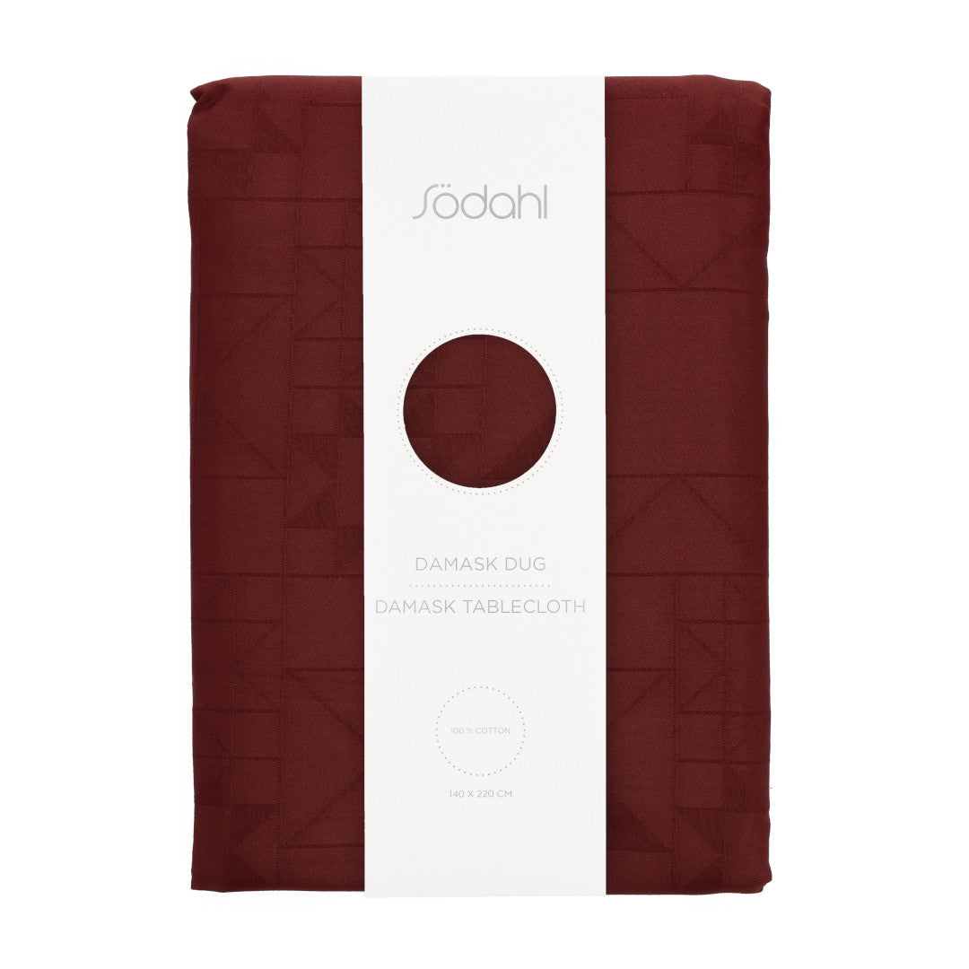 Verpackte Södahl Star Damask Weihnachtstischdecke Rot, bereit als Geschenk oder zur Aufbewahrung 140x270
