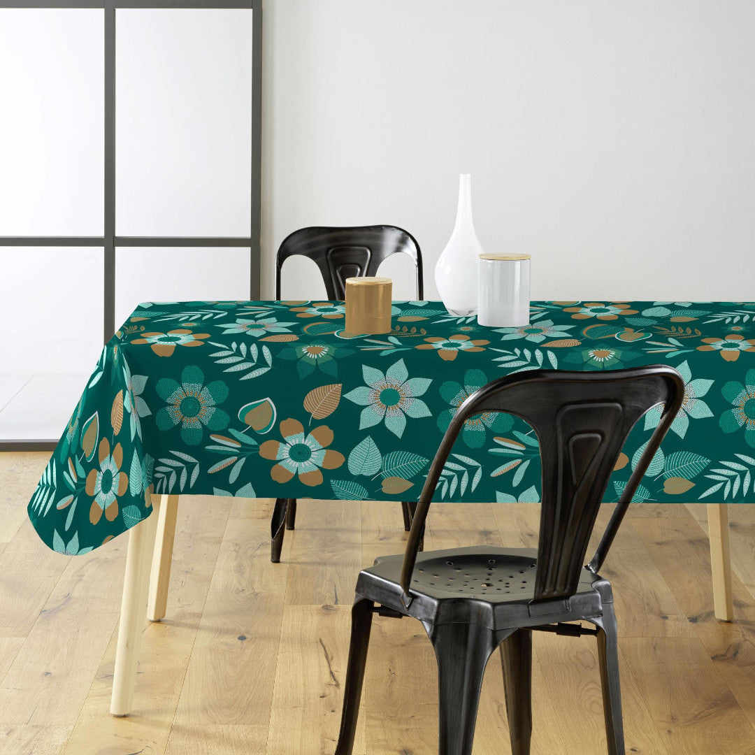 Vanda – dunkelgrüne Wachstuch Tischdecke mit Blumen und Blättern, Ambienteaufnahme