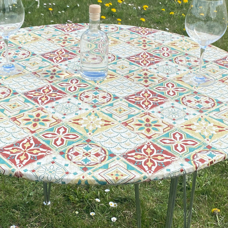 Skønne Kakler Grün - Runde Wachstischdecke mit Gummizug