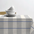 Södahl Blocks Cloud Grey – Abwaschbare Tischdecke aus 100% Baumwolle mit rutschfester Unterseite