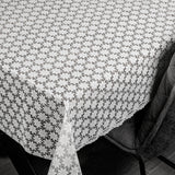 Daisy Lace – Weiße Wachstuch Tischdecke mit kleinen Blumen, Ecke