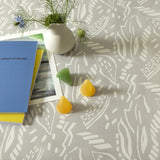 Dakarai Linen - Lola Wachstuch Tischdecke mit exotischem Look, Nahaufnahme