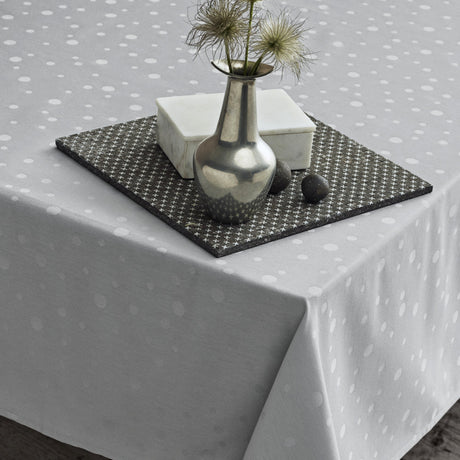 Juna Dot Hellgrau Damast Tischdecke mit Punkten - 140 x 180 cm