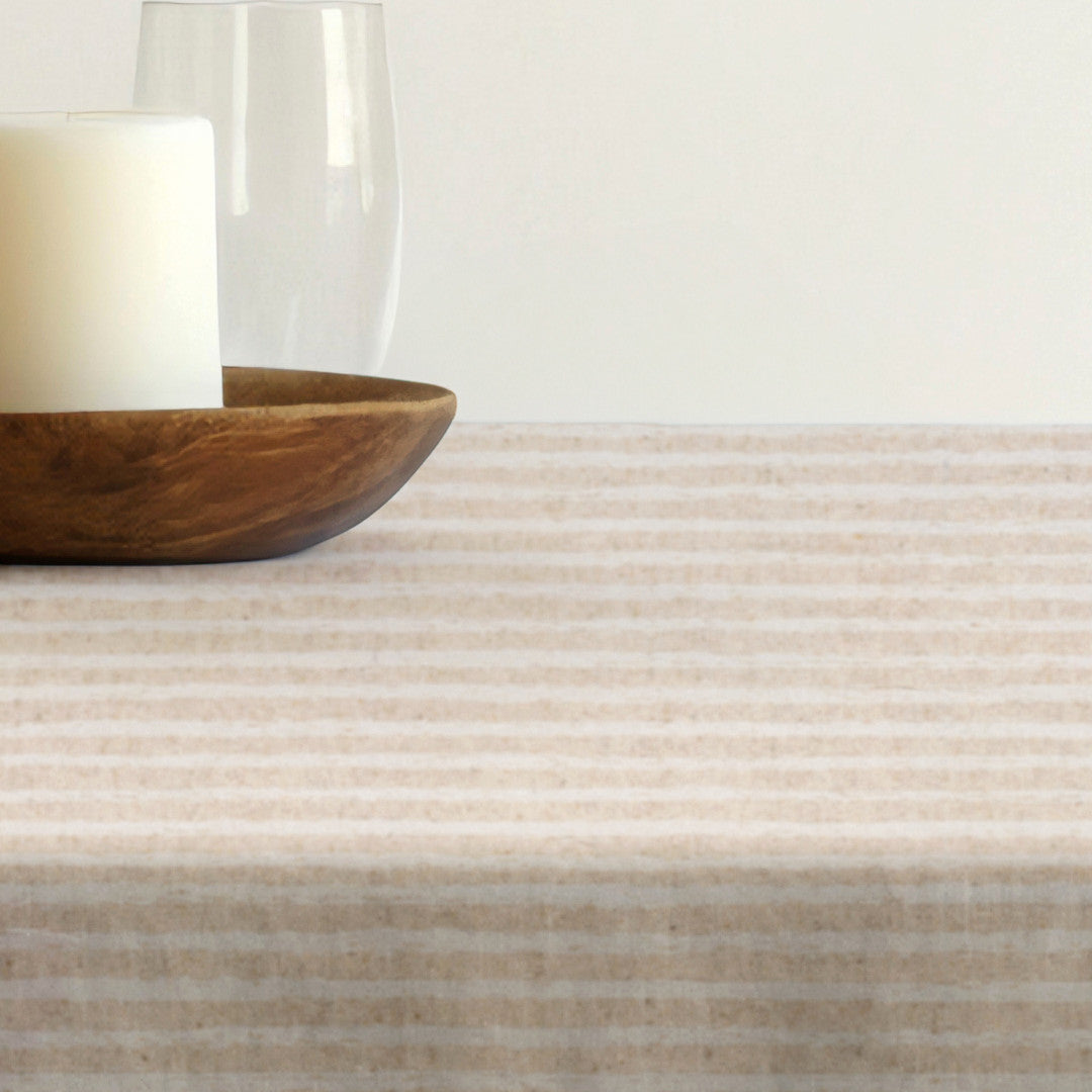 Lam Lino – Jacquardgewebte abwaschbare Tischdecke mit Streifen in Leinenoptik, 180 cm, Nahaufnahme