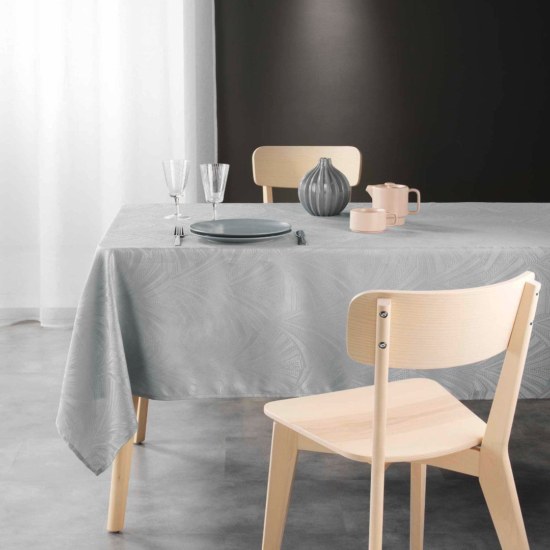 Lolly Grey – Damasttischdecke mit grafisch gewebtem Muster – 140 x 240 cm, Ambiente