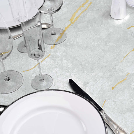 Lustral Metallic - Elegante Wachstuch Tischdecke mit Marmorstruktur und Goldadern, Nahaufnahme