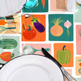 Minestrone Multico – Farbenfrohe Wachstuch Tischdecke mit Küchenmotiven, Nahaufnahme