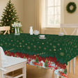 Nisseby – Grüne Wachstuch Tischdecke für Weihnachten mit Weihnachtsmann und verschneiter Landschaft