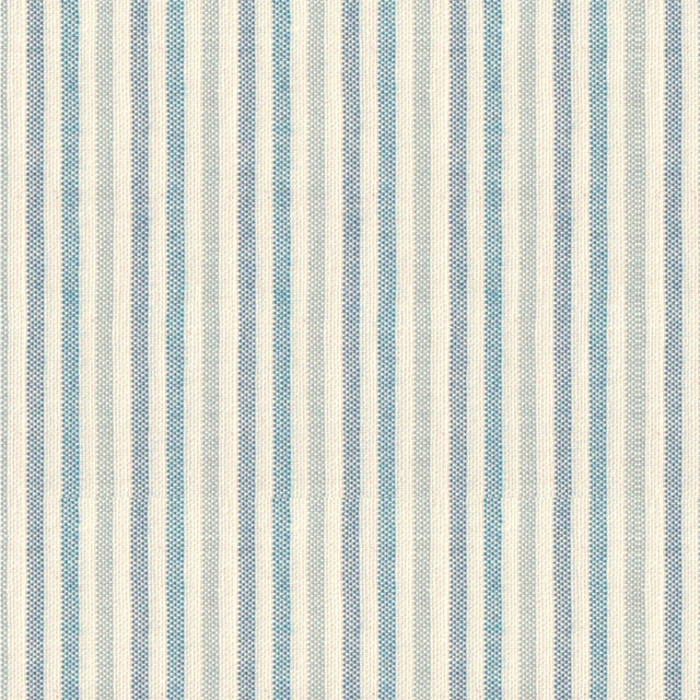 Nordfavn Pitiusa Meerblau – Abwaschbare Tischdecke mit kleinen Querstreifen