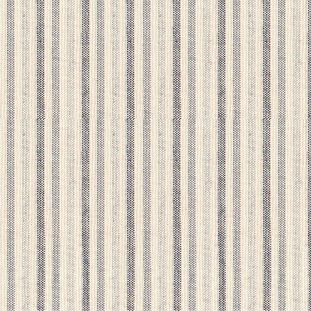 Nordfavn Pitiusa Schiefergrau – Abwaschbare Tischdecke mit feinen Querstreifen