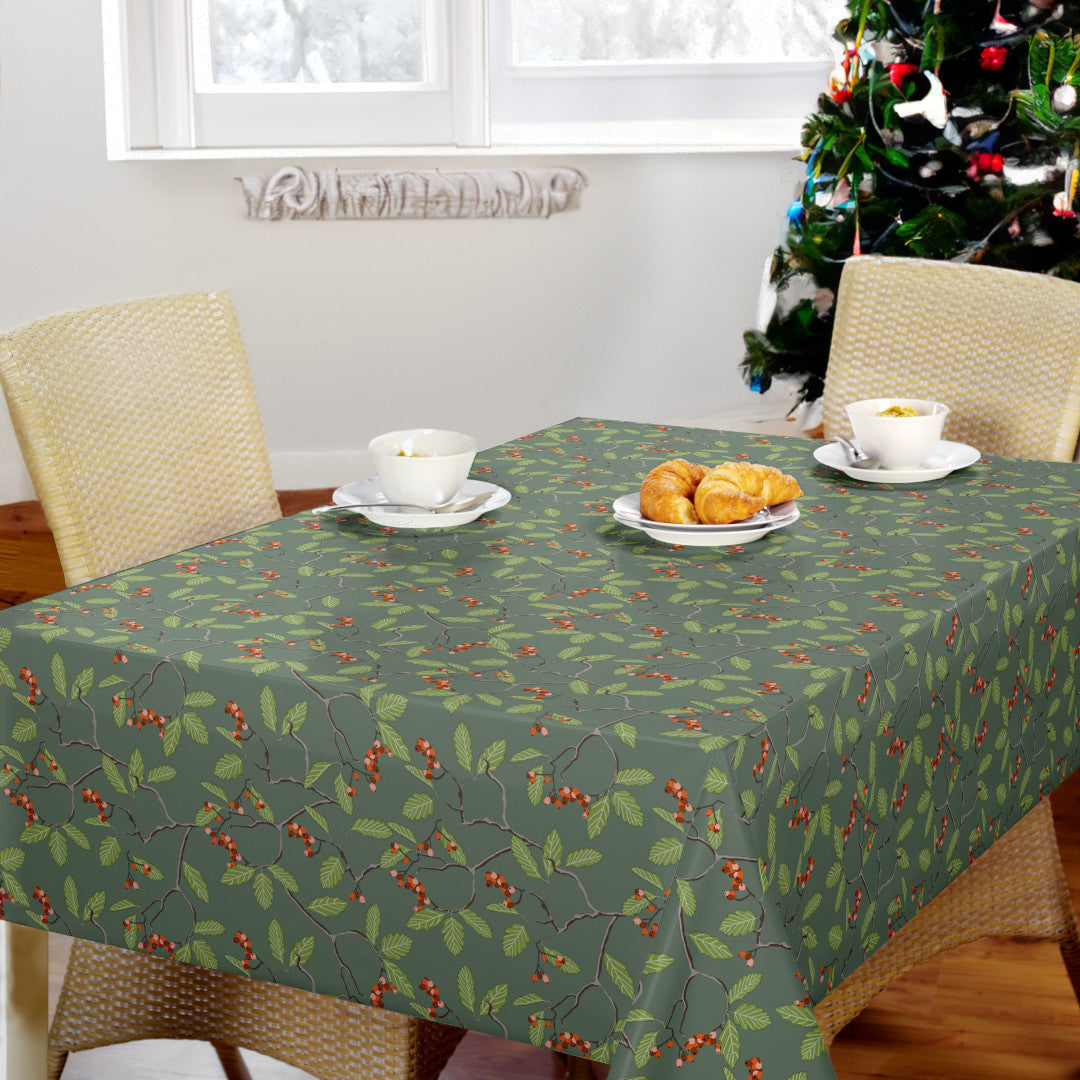 Nordfavn Winter Berry – Wachstuch Tischdecke für Weihnachten mit Zweigen und roten Beeren, Ambiente