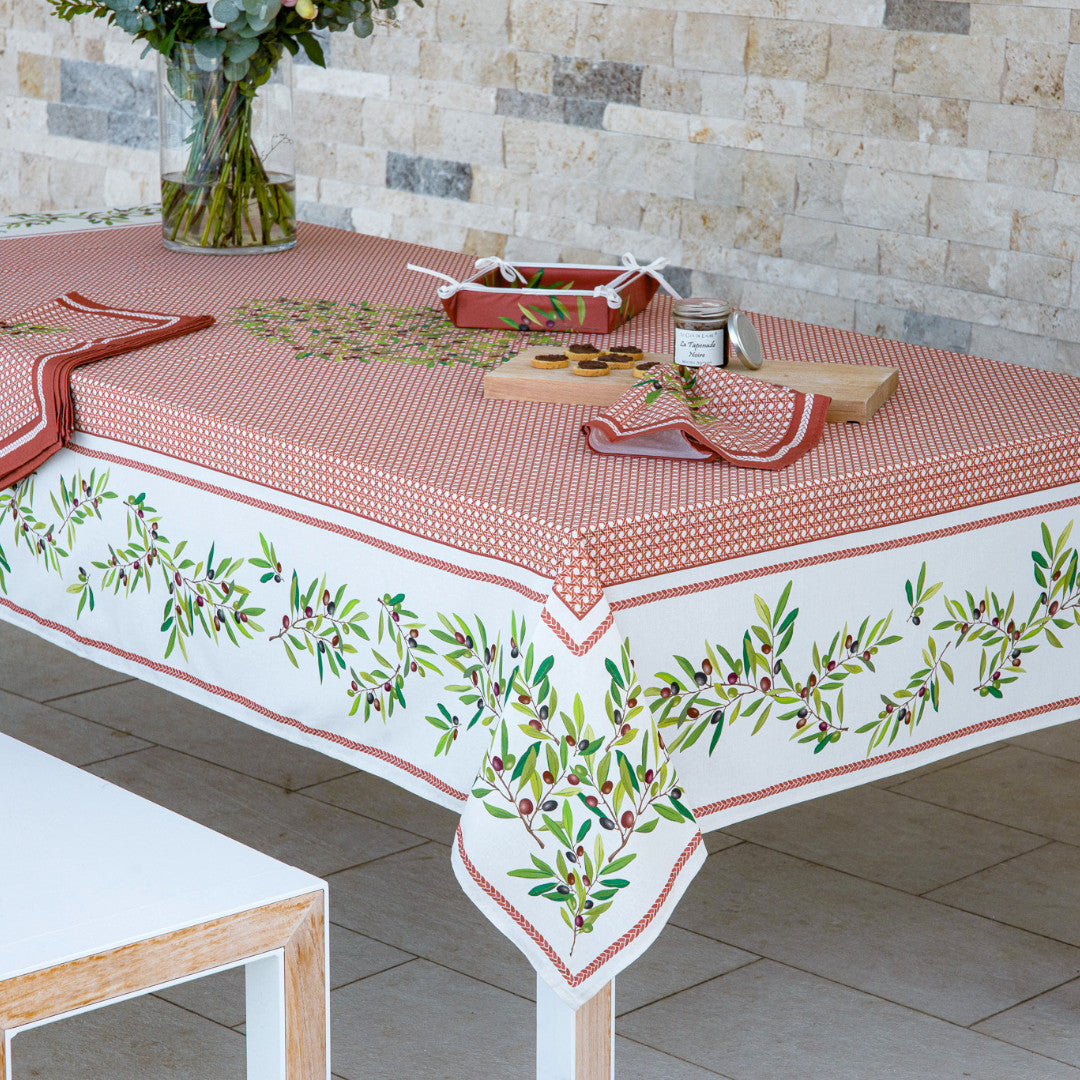 Nyons Terracotta - Rechteckige Provence-Tischdecke 155 x 250 cm, Ambiente