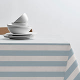 Parallel Linen Blue – abwaschbare Södahl Tischdecke aus 100% Baumwolle mit rutschfester Unterseite