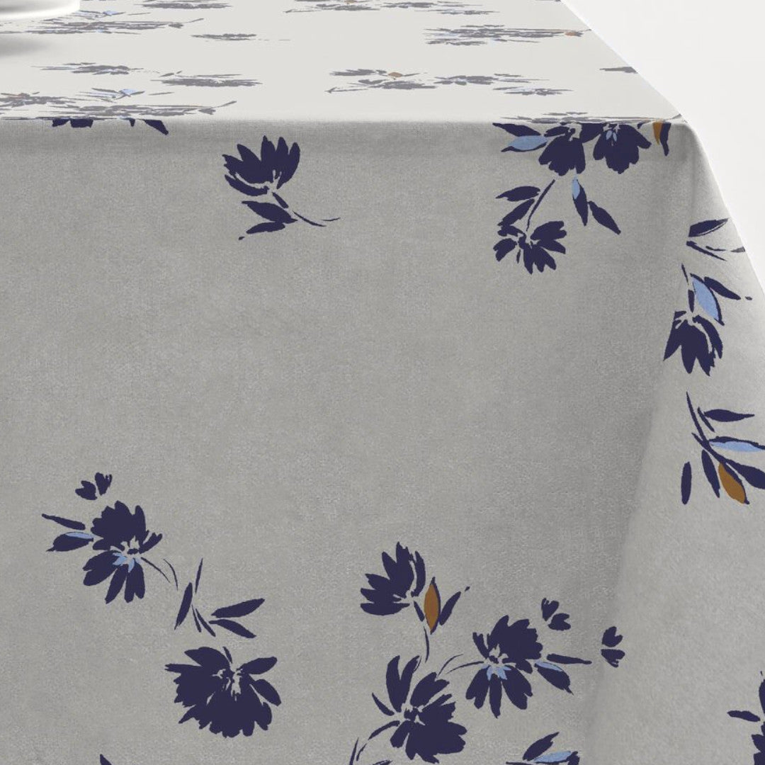 Silhouette Cloud Grey – Södahl abwaschbare Tischdecke aus 100% Baumwolle mit rutschfester Unterseite, Muster