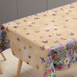Sommereng Beige – Wachstuch Tischdecke mit Blumen und Schmetterlingen, Tischende