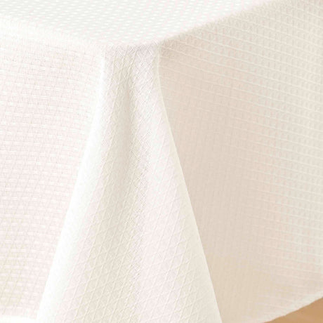 Stella – Damasttischdecke mit dezenter, gewebter Struktur – 140 x 240 cm, Ecke
