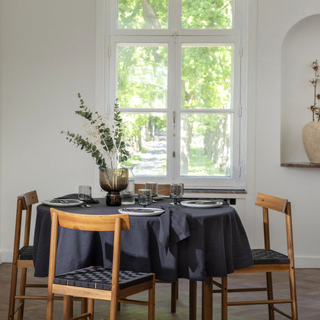 WOW Leinentischdecke, Essence Midnight – Rund Ø 180 cm, Ambiente