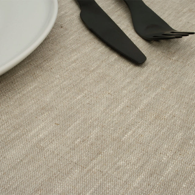 Basic Linen Sand - Leinentischdecke mit Acrylbeschichtung, 100% Leinen