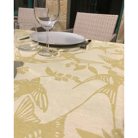 BIRDS Golden - Notes by Susanne Schjerning - abwaschbare Tischdecke mit rutschfester Unterseite