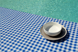 Wachstuch Tischdecke mit klassischen 1,5 x 1,5 cm Karos - 140 cm breit - Blau