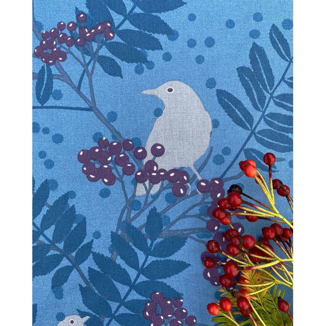 Blackbird Weihnachtstischdecke - Notes by Susanne Schjerning, abwaschbare Tischdecke mit rutschfester Unterseite