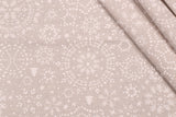 Bredle Grau und Weiß - Schöne abwaschbare Weihnachtstischdecke mit Lurex, 150 cm breit