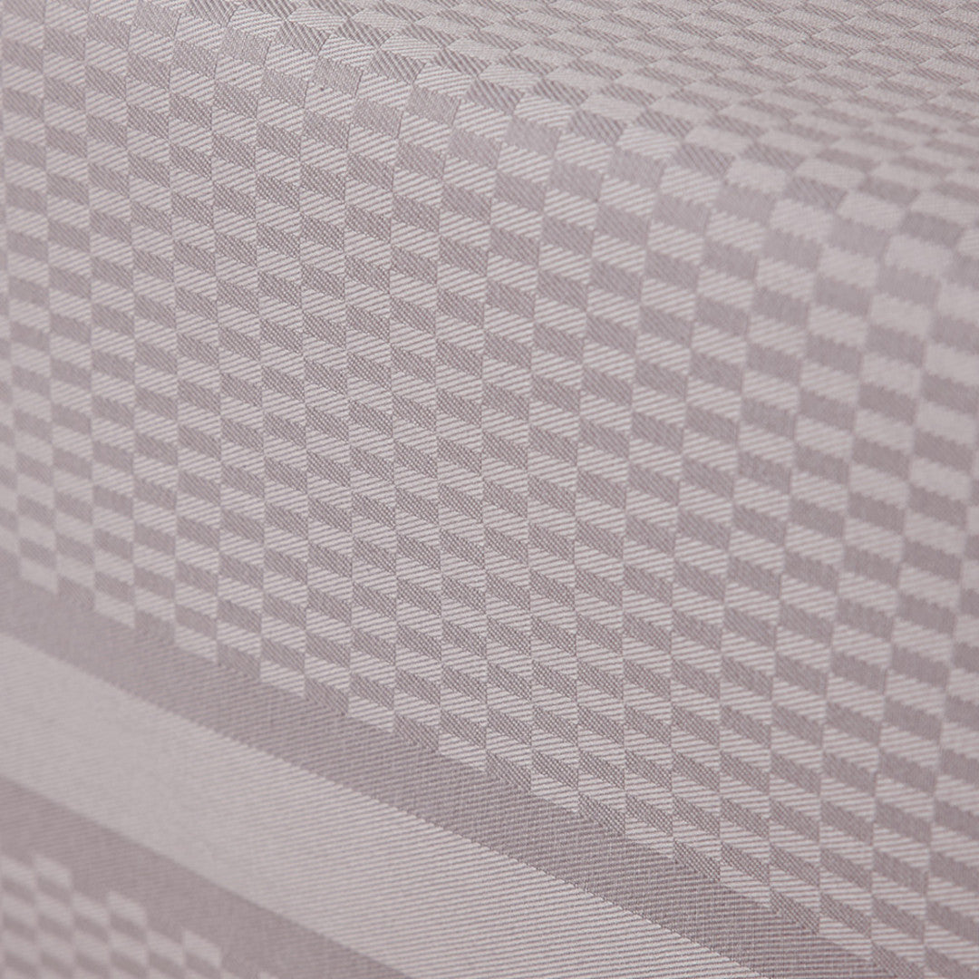 Compliments Damast Tischdecke Tile, Aschrosa - 150 x 300 cm, Nahaufnahme