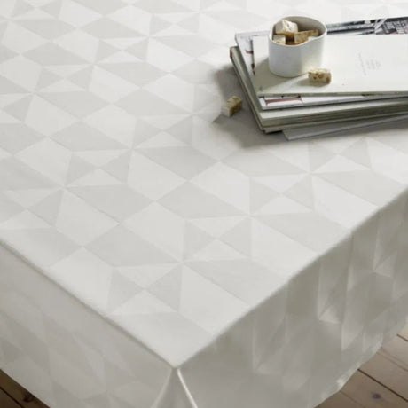 Compliments Wind Damasttischdecke, Creme - 140 x 180 cm
