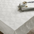 Compliments Wind Damast Tischdecke, Creme - 160 x 320 cm