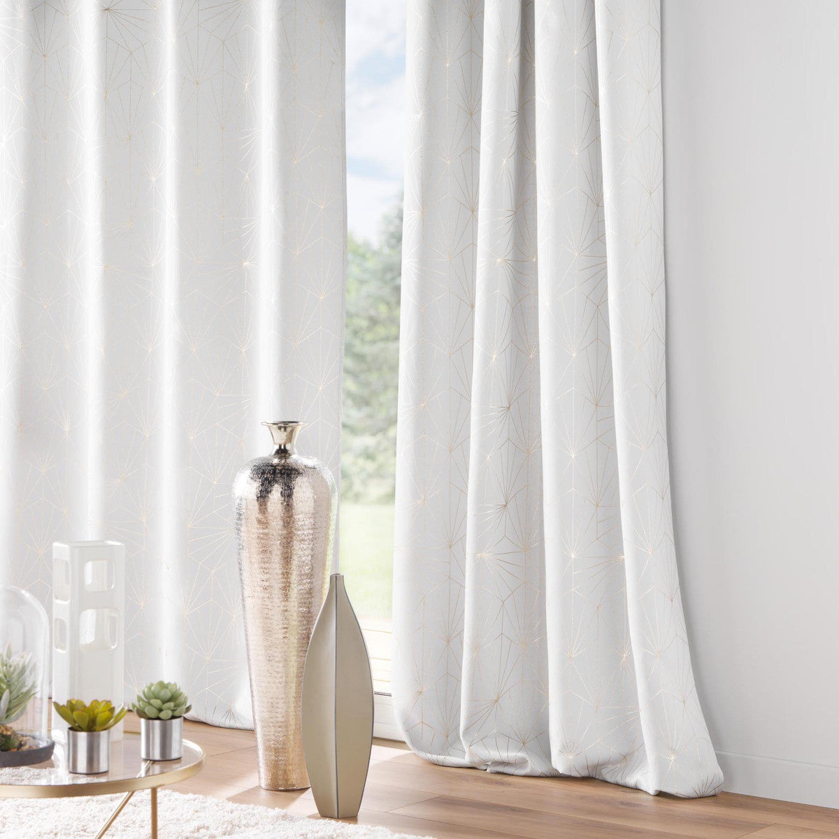Eclat Weiß – Verdunkelungsvorhang 140 x 260 cm, Ambienteaufnahme