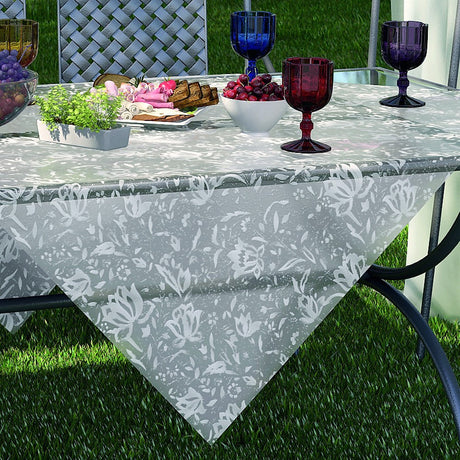 Emma, Tischfolie transparent mit weißen Blumen