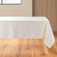 Les Rennes Metallic Natural 140 x 250 cm, rechteckige Weihnachtstischdecke auf dem Tisch