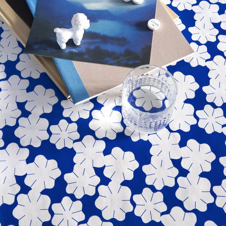 Lola Wachstuch Tischdecke - Lets Dance Heavenly Blue