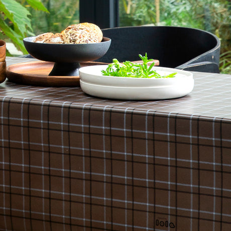 Check Pecan - Lola Wachstuch Tischdecke mit klassischem Karodesign