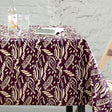 Dakarai Pinot Noir – Lola Wachstuch Tischdecke mit exotischem Ausdruck, Ecke