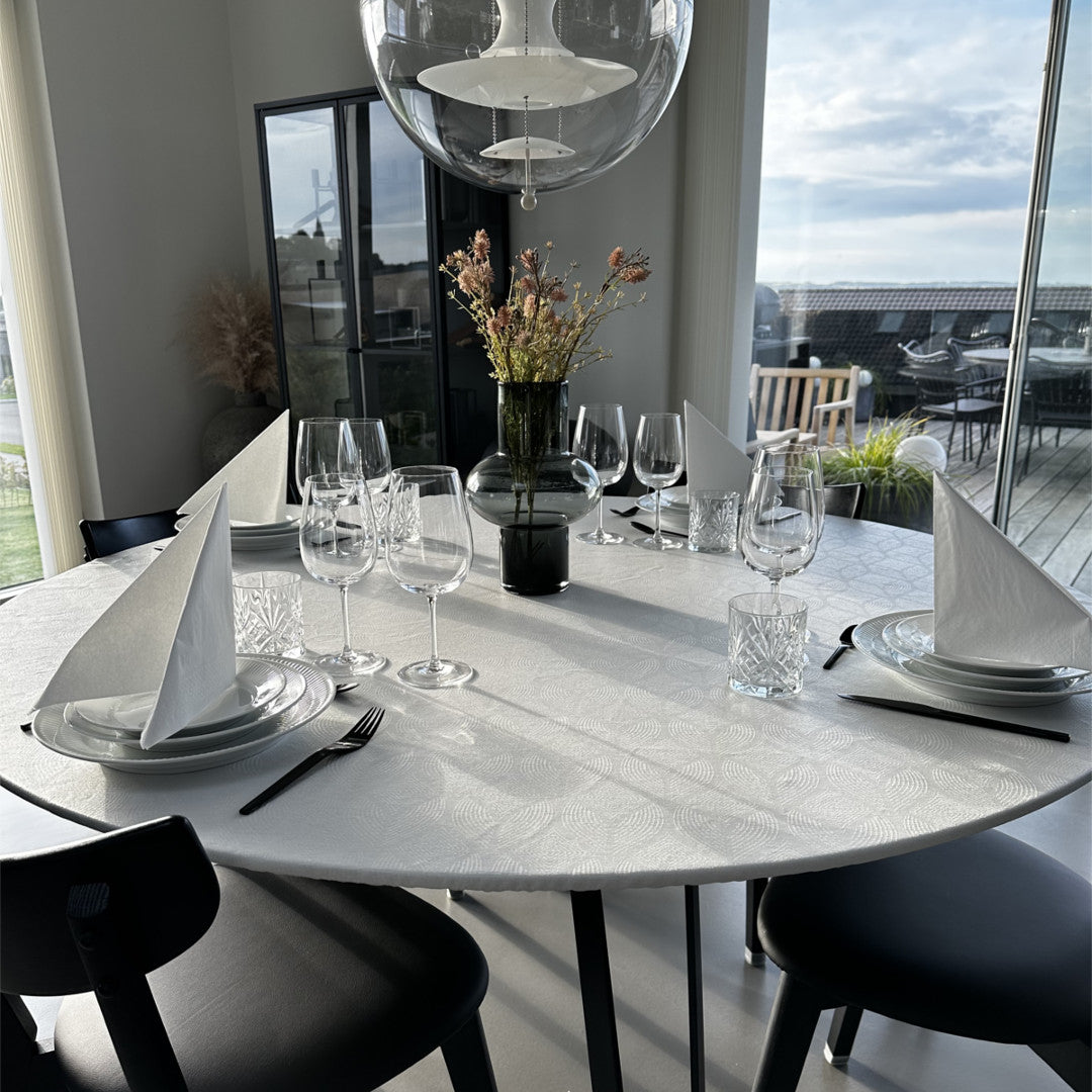 Manno - Damastgewebte runde abwaschbare Tischdecke mit Gummizug