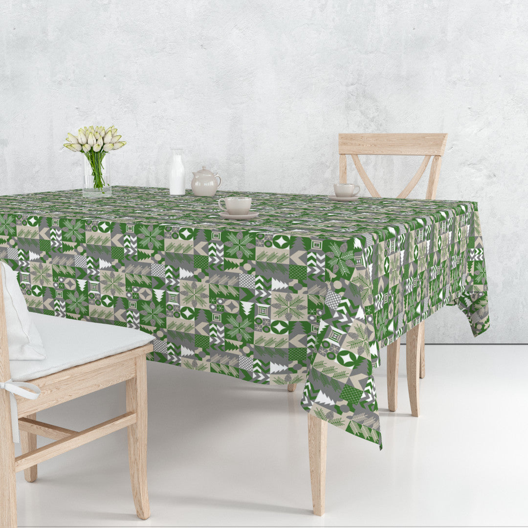 Merry Present Green Wachstuch Tischdecke für Weihnachten auf einem Tisch mit modernem Waldthema in Grün- und Beigetönen