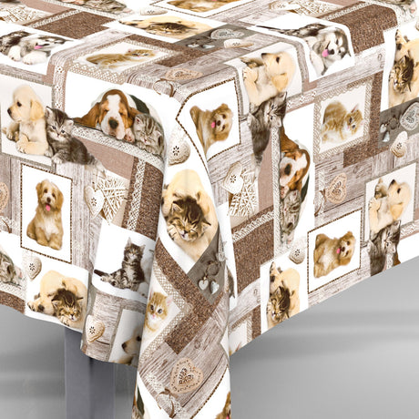 Migliori Amici - Abwaschbare Tischdecke mit Hundewelpen und Kätzchen