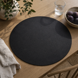 Moon rundes Tischset aus Kunstleder – Schwarz/Hellgrau – Ø38 cm, Milieu