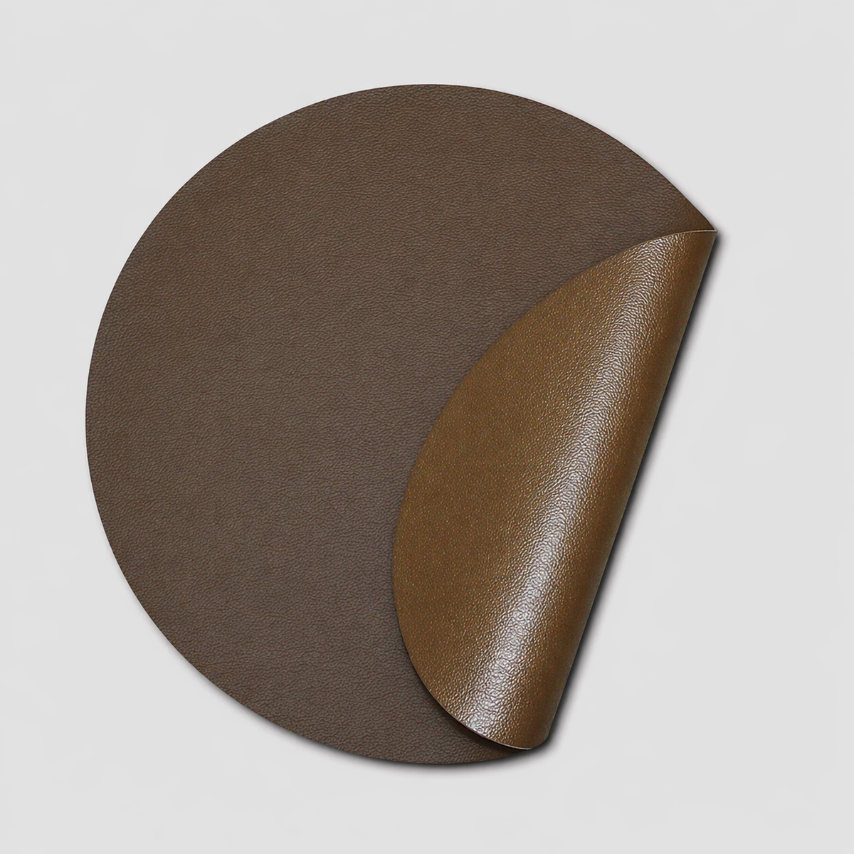 Moon rundes Tischset aus Kunstleder – Mokka/Kupfer – Ø38 cm, gefaltet