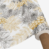 Nordische Weihnacht - Gold und Tanne - runde abwaschbare Tischdecke mit Tannengrün und goldenen Details