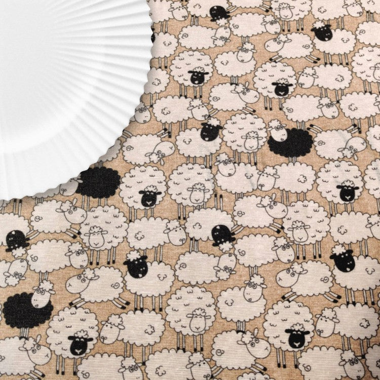 Sheep - Naturfarbene abwaschbare Tischdecke mit süßen Schafen
