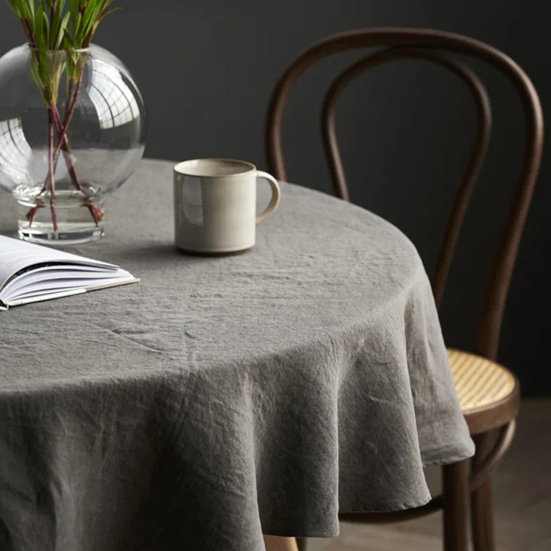 Södahl Pure Linen Earth – Runde Leinentischdecke Ø160 cm